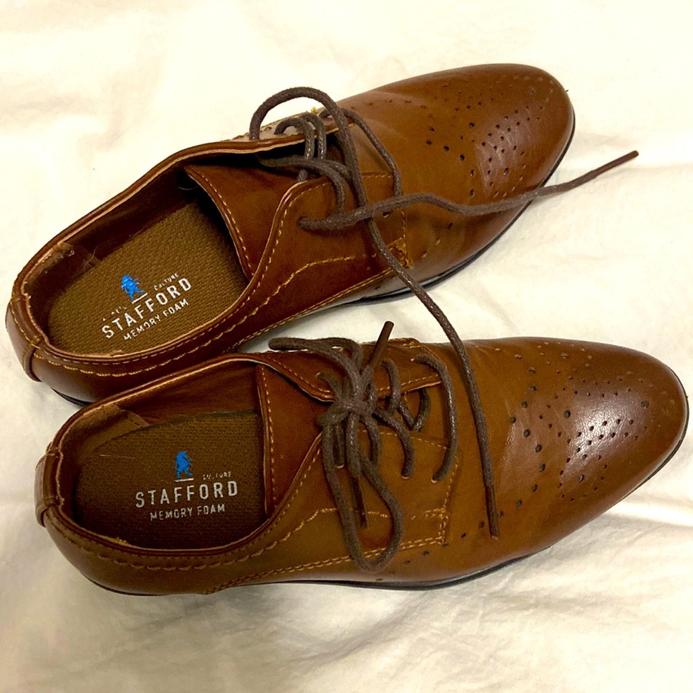 Boys dress shoes